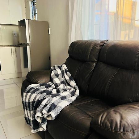 Easy Living Apartment Rundu Eksteriør billede