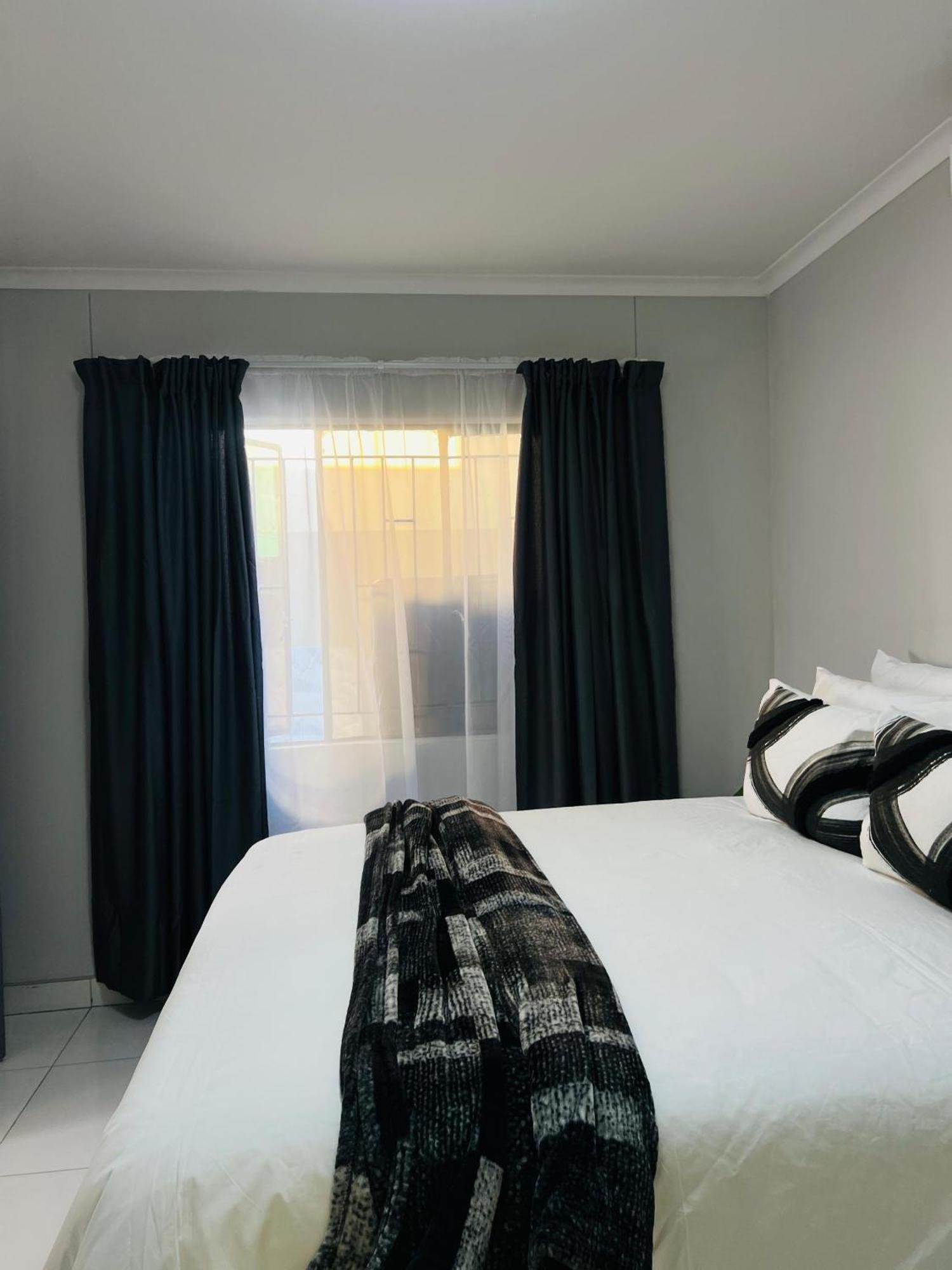 Easy Living Apartment Rundu Eksteriør billede