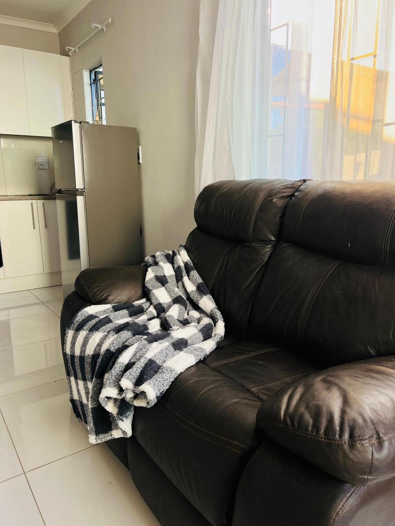 Easy Living Apartment Rundu Eksteriør billede
