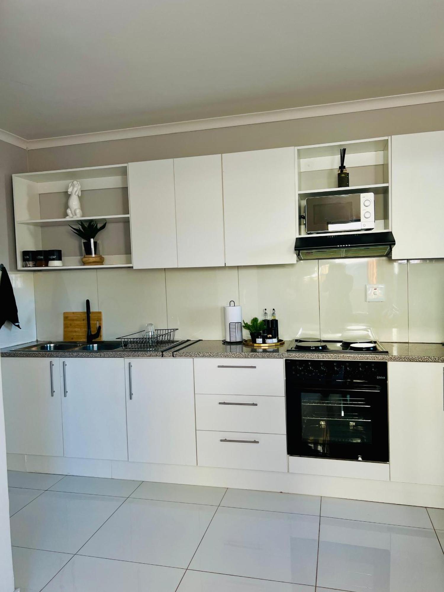 Easy Living Apartment Rundu Eksteriør billede