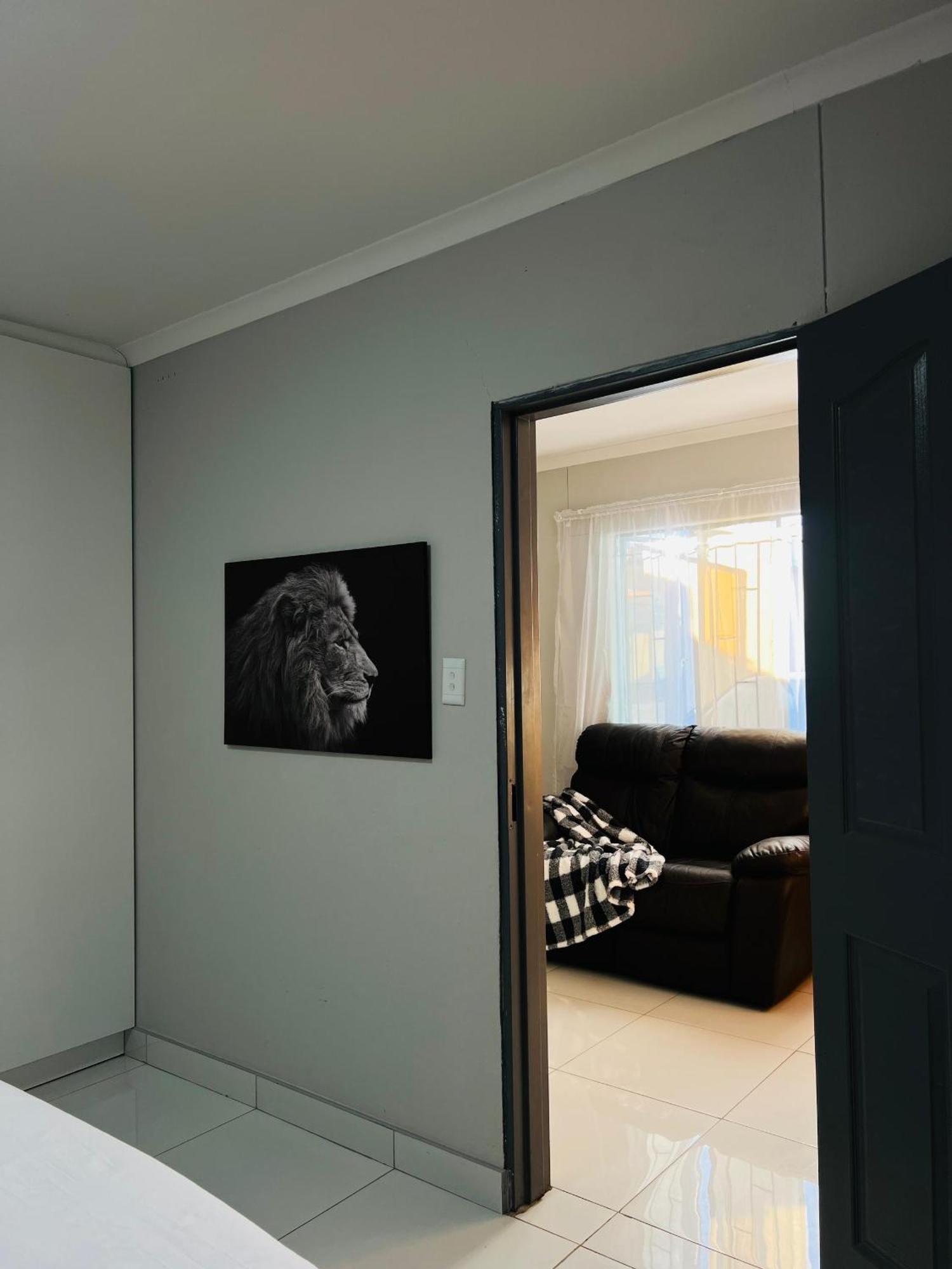Easy Living Apartment Rundu Eksteriør billede